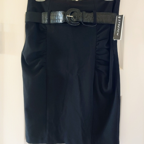 NWT A. Byer Ruched Pencil Skirt - Picture 4 of 5